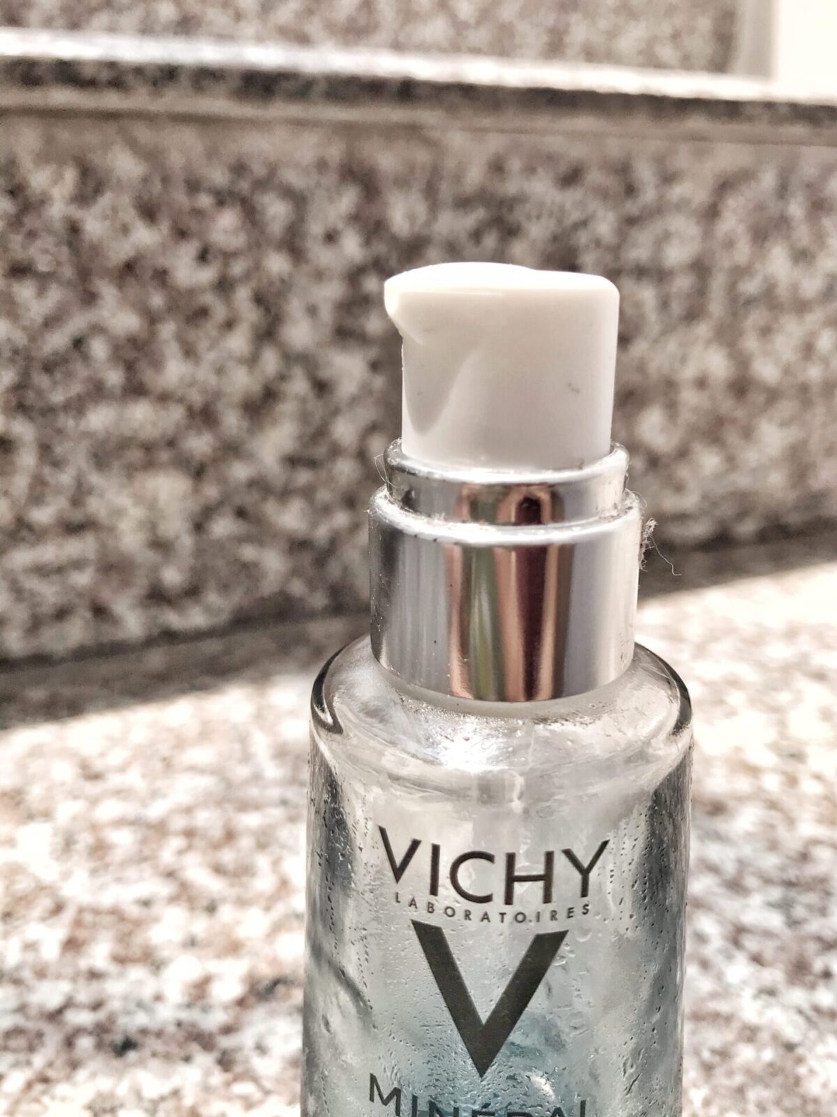 REVIEW DƯỠNG CHẤT VICHY MINERAL 89 BOOSTER 5